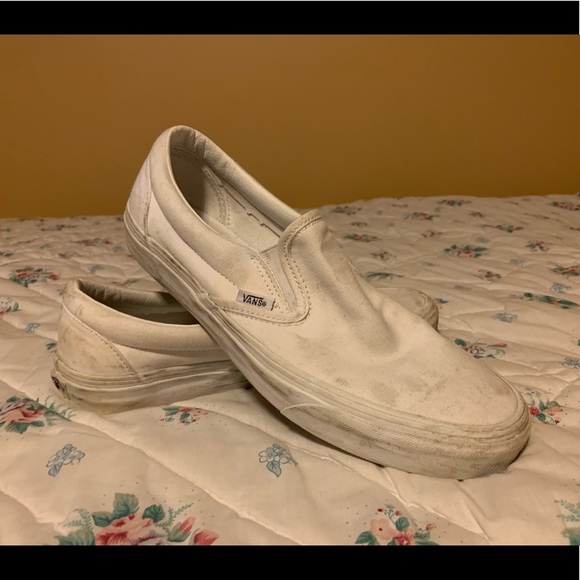 Men’s Vans Slip On Shoes (Size 10.5 US). - Picture 1 of 3